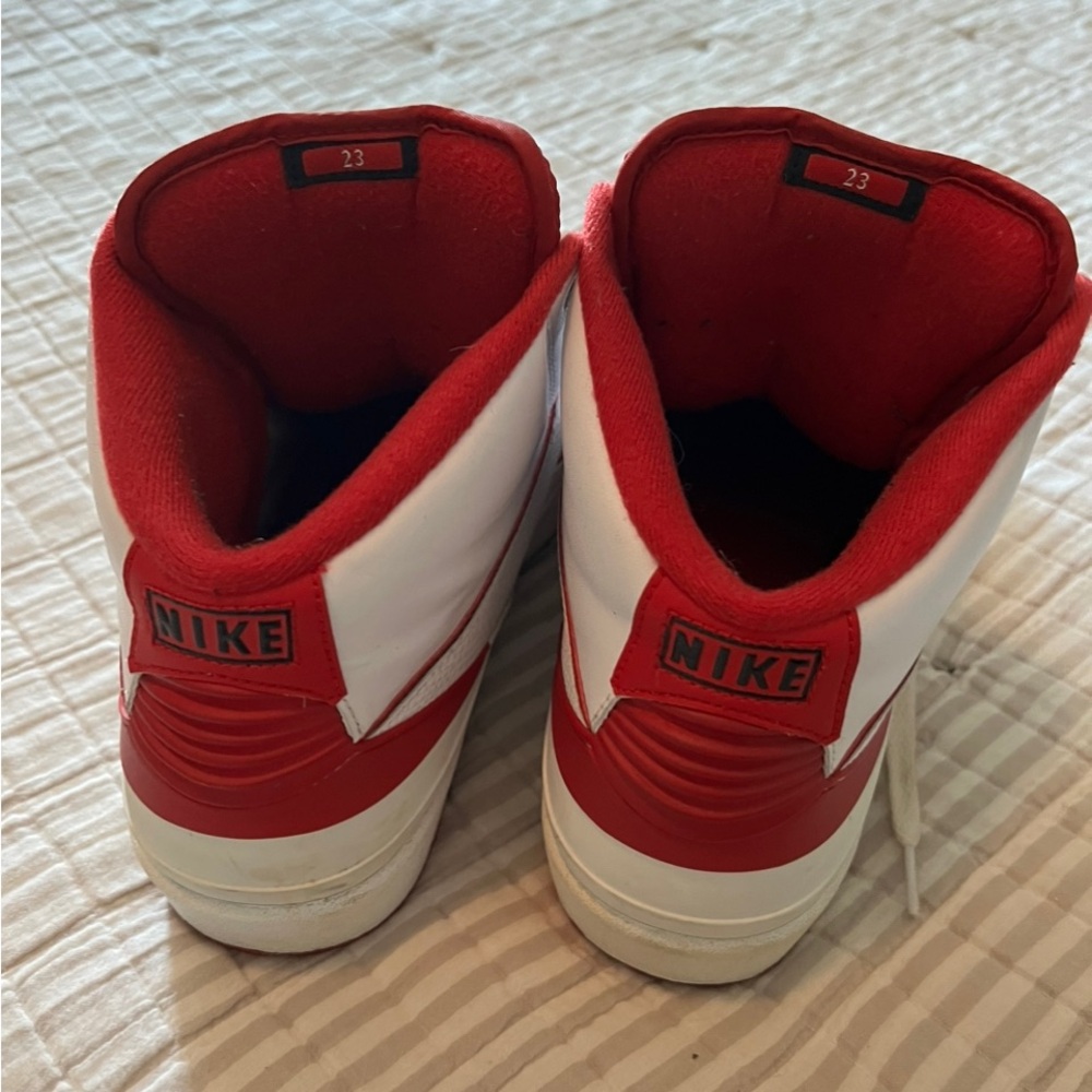 JORDAN 2 size 11